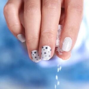 🌸Sale:3/$30🌸 Color Street Nail strips. Shade: Under the Stars.